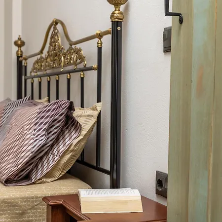Ligaridia Stone & Sea Traditional Apartments