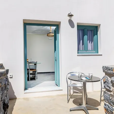 Ligaridia Stone & Sea Traditional Apartments アパート *